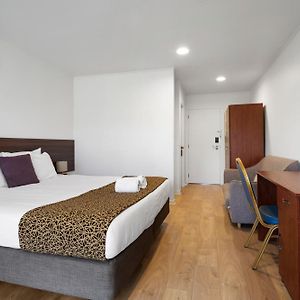 Standard King Room Round Trip Airport Transfer
